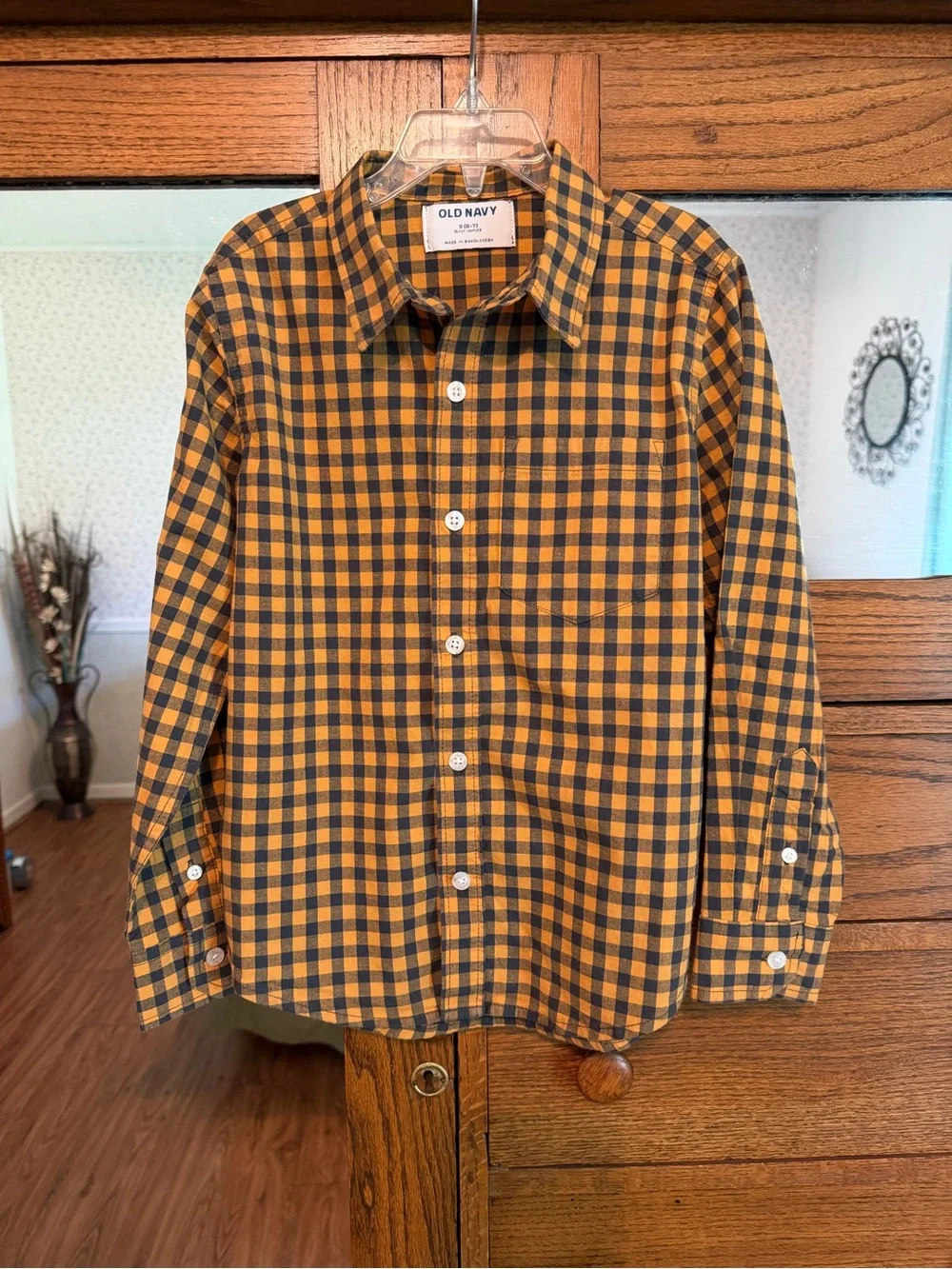 Old Navy (6-7) Yellow & Black Button-Down Shirt